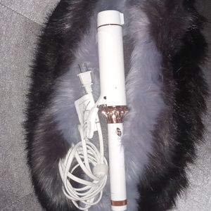 T3 brand body wave curling iron